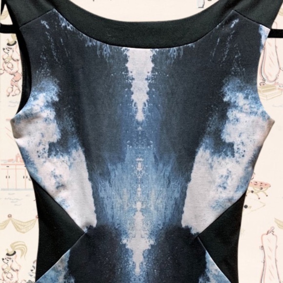 Zara Bodycon Digital Print Dress - Picture 3 of 4
